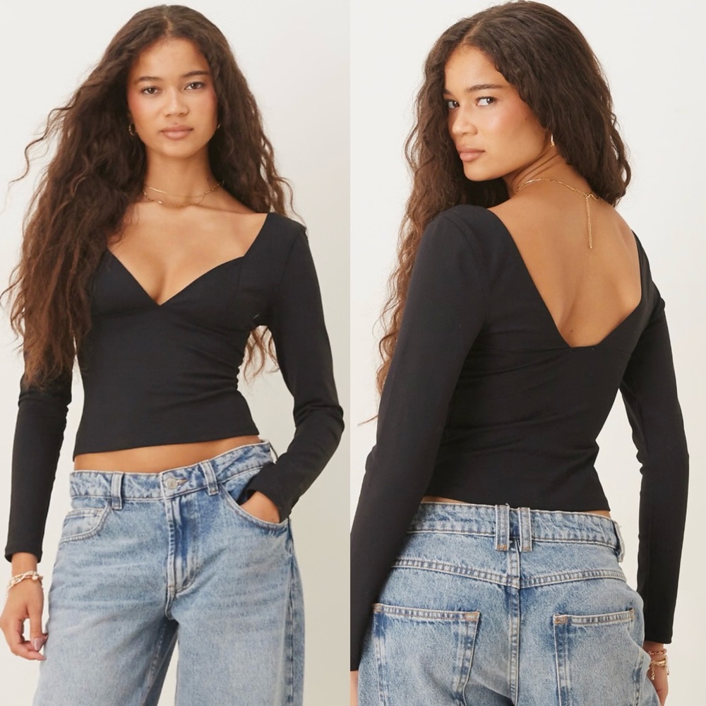 FREE PEOPLE | Intimately by FP V Neck Long Sleeves Blouse Top